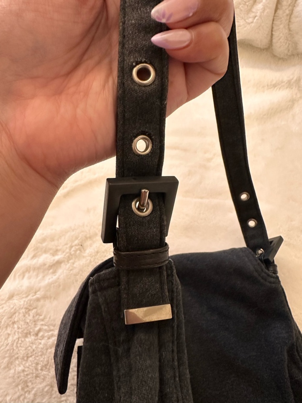 Fendi Baguette Charcoal Grey Cloth Shoulder Bag - Picture 3 of 9